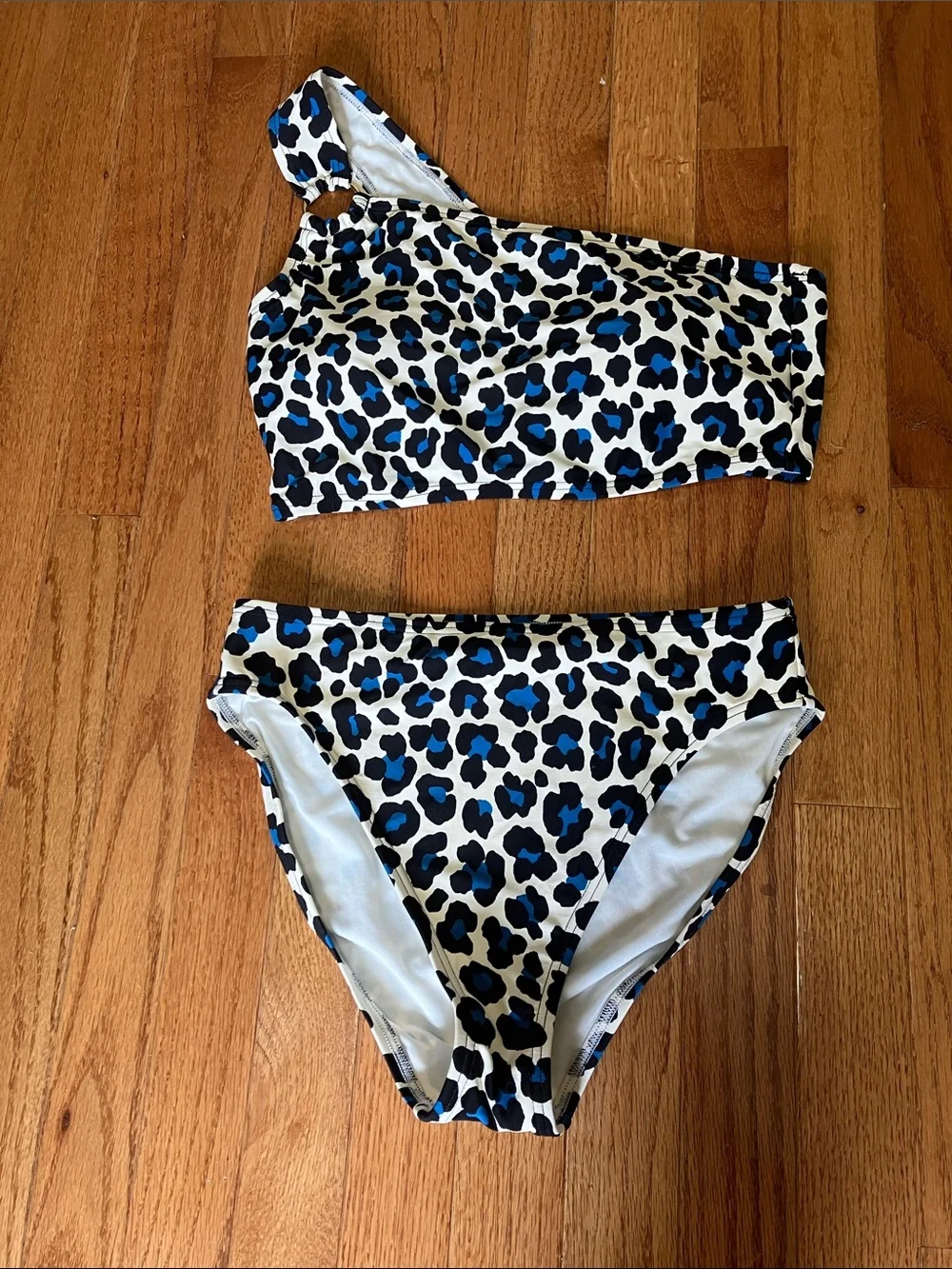 MICHAEL Michael Kors Cream Blue Leopard One Shoulder Bikini M